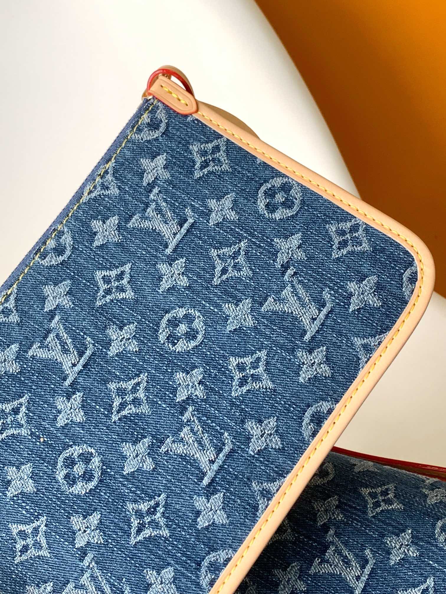 Louis Vuitton Shopping Bags